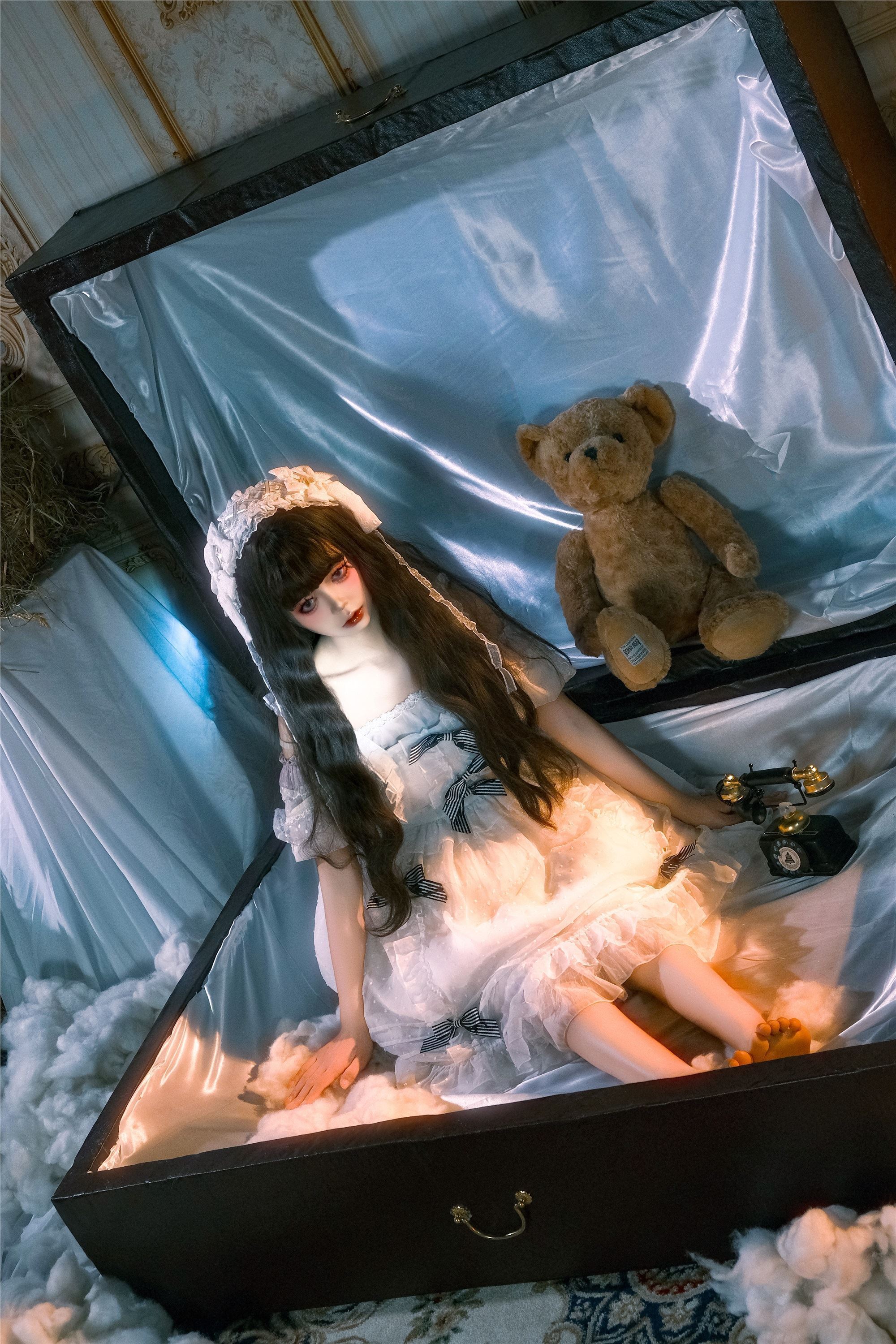 YITUYU艺图语 2025.01.21 皮箱里面的洋娃娃 蘑菇